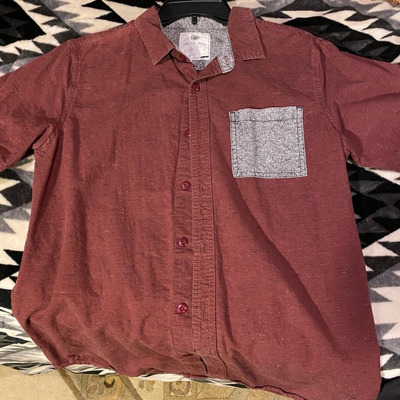 Button up shirt - Picture 1 of 1